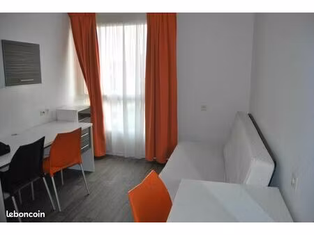 appartement 1 pièce 19 m²