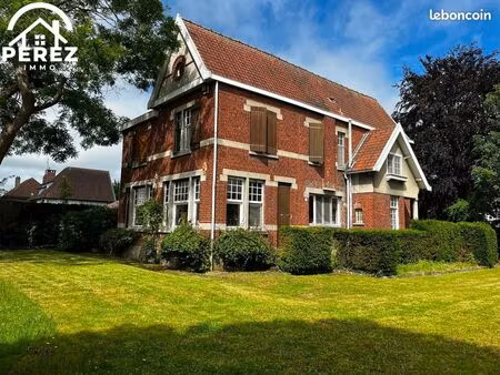 propriété 8 pièces 190 m²