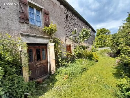 ancienne ferme indépendante à rénover
