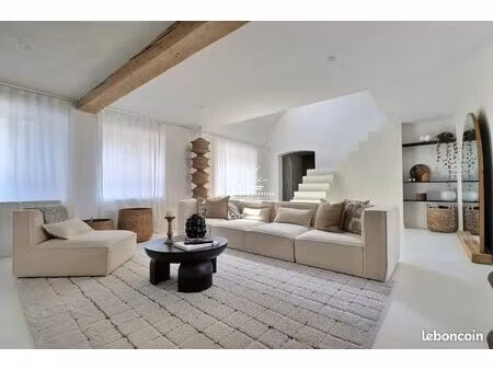 maison 7 pièces 155 m²