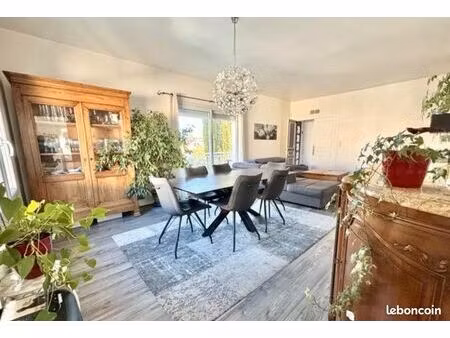 maison 6 pièces 185 m2 centre ville