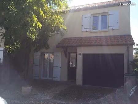 maison meublée 75 m² – 2 chambres – garage – terrasse – saint-léger-sous-cholet – 710