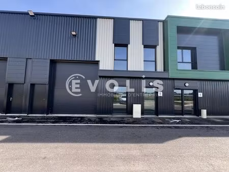 local d'activité 214 m²