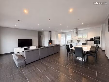 maison plein pied 144 5 m2
