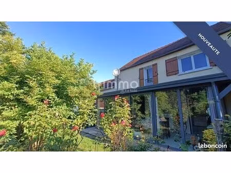 maison 6 pièces 150 m²