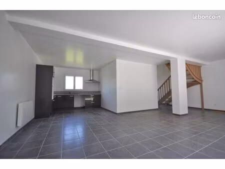 location maison aux essarts