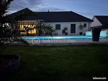 maison 8 pièces 184 m²