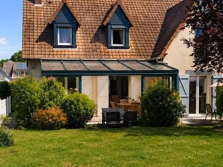 maison individuelle 110m2 + 20m2 de véranda roumare - terrain plat et sous-sol complet