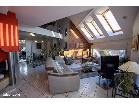 maison 6 pièces 154 m²