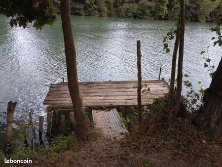terrain bord de marne