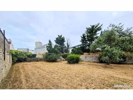 terrain 1 000 m² montigny sur loing