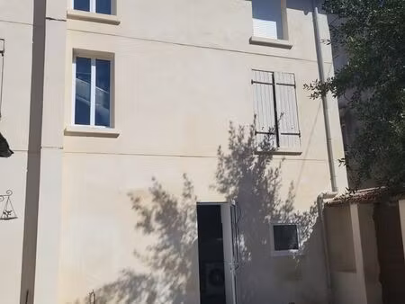 ? à louer - chambre de 11.85 m² au sein d'un immeuble - tournan en brie