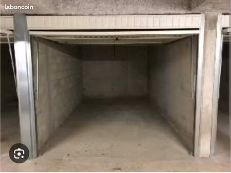 garage box avon