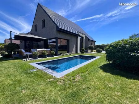 maison 4 chambres piscine spa