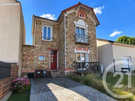 maison 5 pièces 81 m²