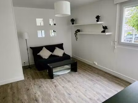 studio 28m² rdc + cave + place de parking