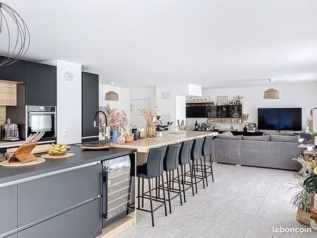 appartement 5 pièces 122 m²