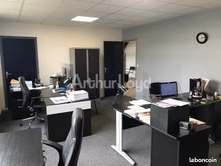 bureaux 180 m²