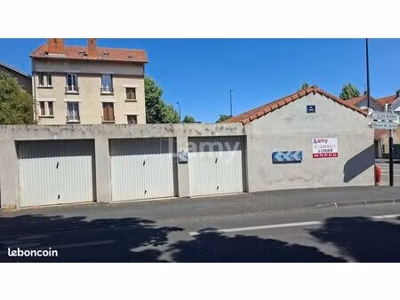 parking 9 m² clermont ferrand