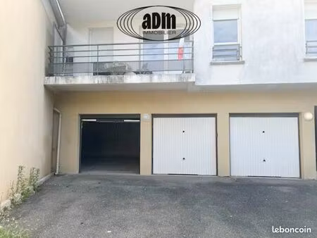 parking/box 20 m² saint-germain-sur-morin