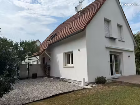 jolie maison centrale et calme  pres de frontiere swiss