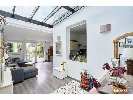 maison 8 pièces 150 m²
