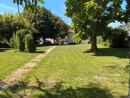 propriété 7 pièces 220 m²