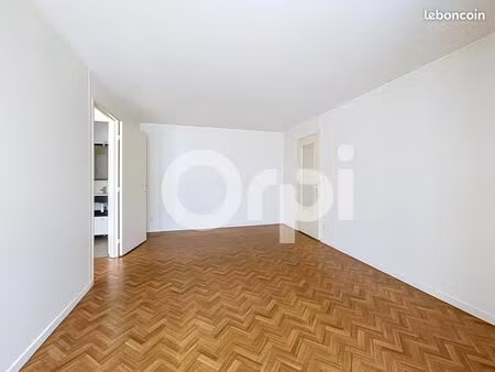 appartement 3 pièces 54 m²