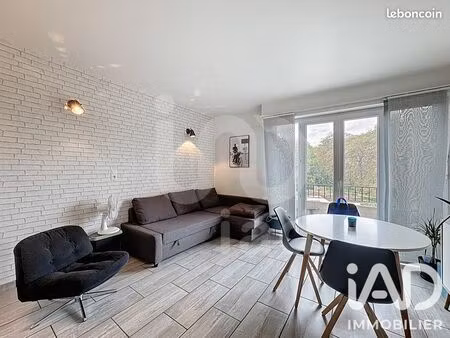 studio 1 pièce 25 m²