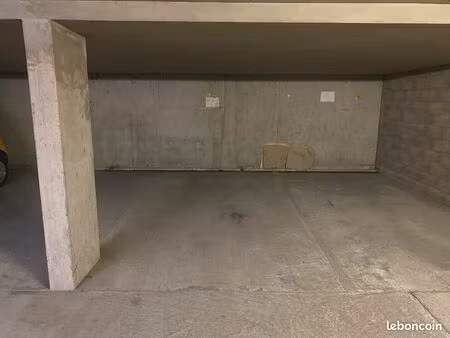 a vendre - parking