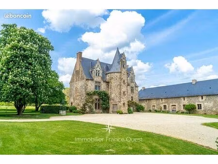 chateau 13 pièces 750 m²