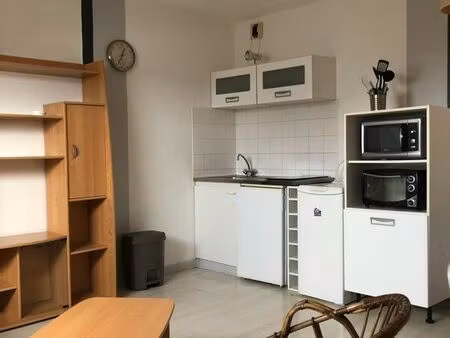 a louer studio meublé pour étudiant (e)