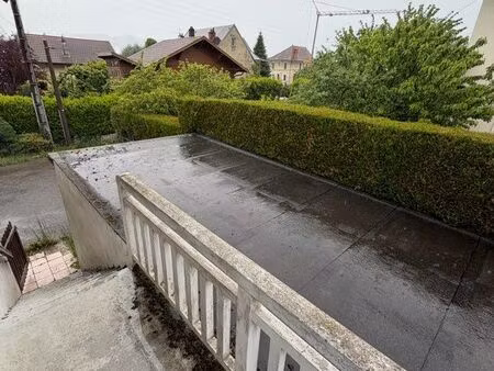 appartement à rénover sur premières hauteurs