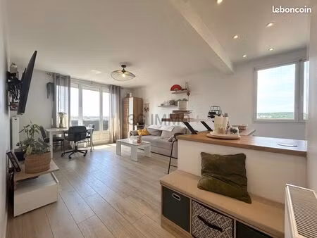 appartement lumineux avec balcon | chelles | 42 m²