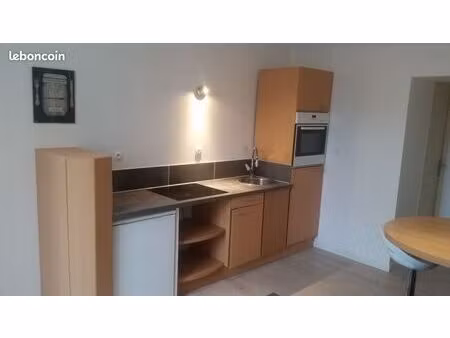 appartement t2 meublé laval proche gare sncf