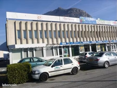 bureaux saint martin le vinoux 167 m² rdc