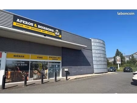 commerce 450 m²
