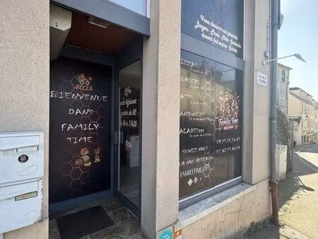 fast food pizzeria