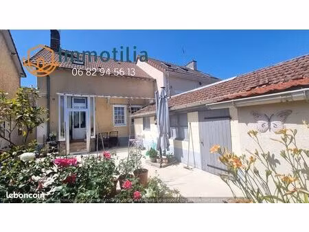 maison de ville 4 pièces 75 m²