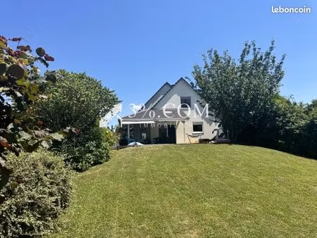 maison 6 pièces 210 m²