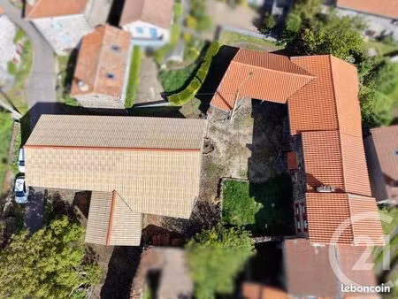 maison 4 pièces 136 m²