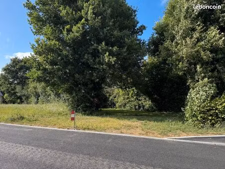 terrain 391 m² laigne