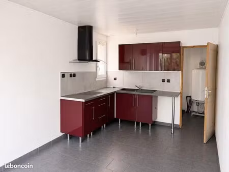 studio 1 pièce 25 m²