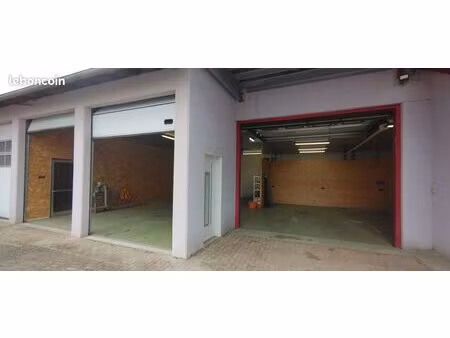 230 m2 location local commercial d'activités stockages atelier commerce
