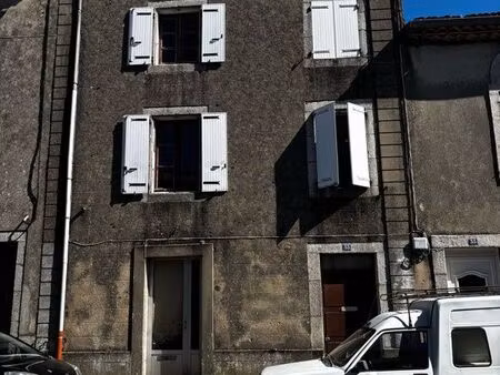 maison à rénover– 145 m² – jardin –