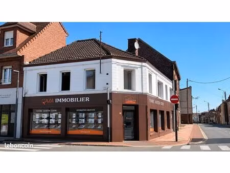 maison 10 pièces 230 m²