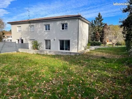à louer maison t4
