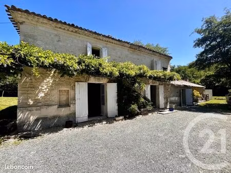 propriété 6 pièces 211 m²