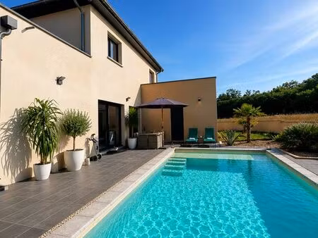 villa d’exception à meximieux – 141m² – piscine – prestations haut de gamme