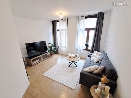 valenciennes centre – rue du quesnoy - bel appartement f2 - 52 m²